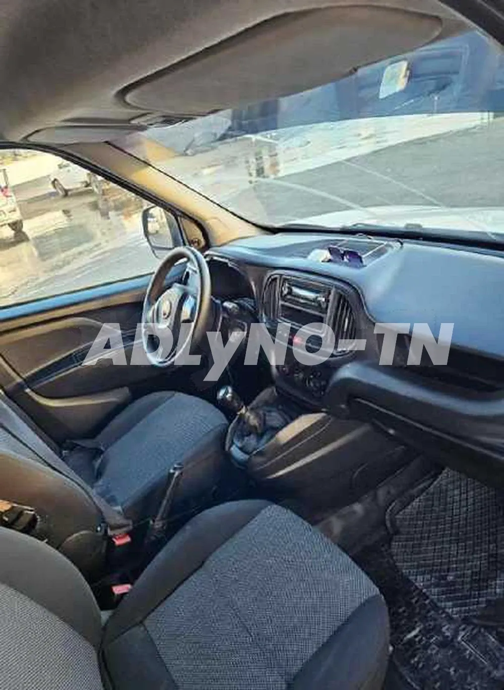 fiat doblo 2019 à Sfax - Photo 6