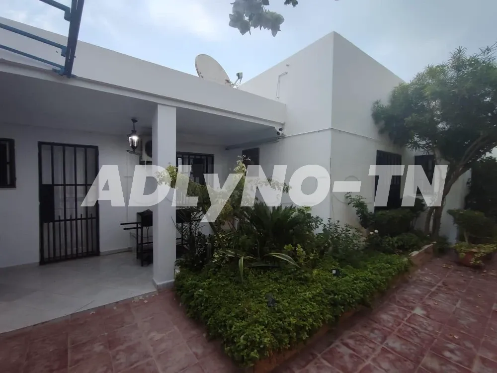 À Vendre Splendide Villa avec Piscine à Sidi Hamed à Nabeul - Photo 3