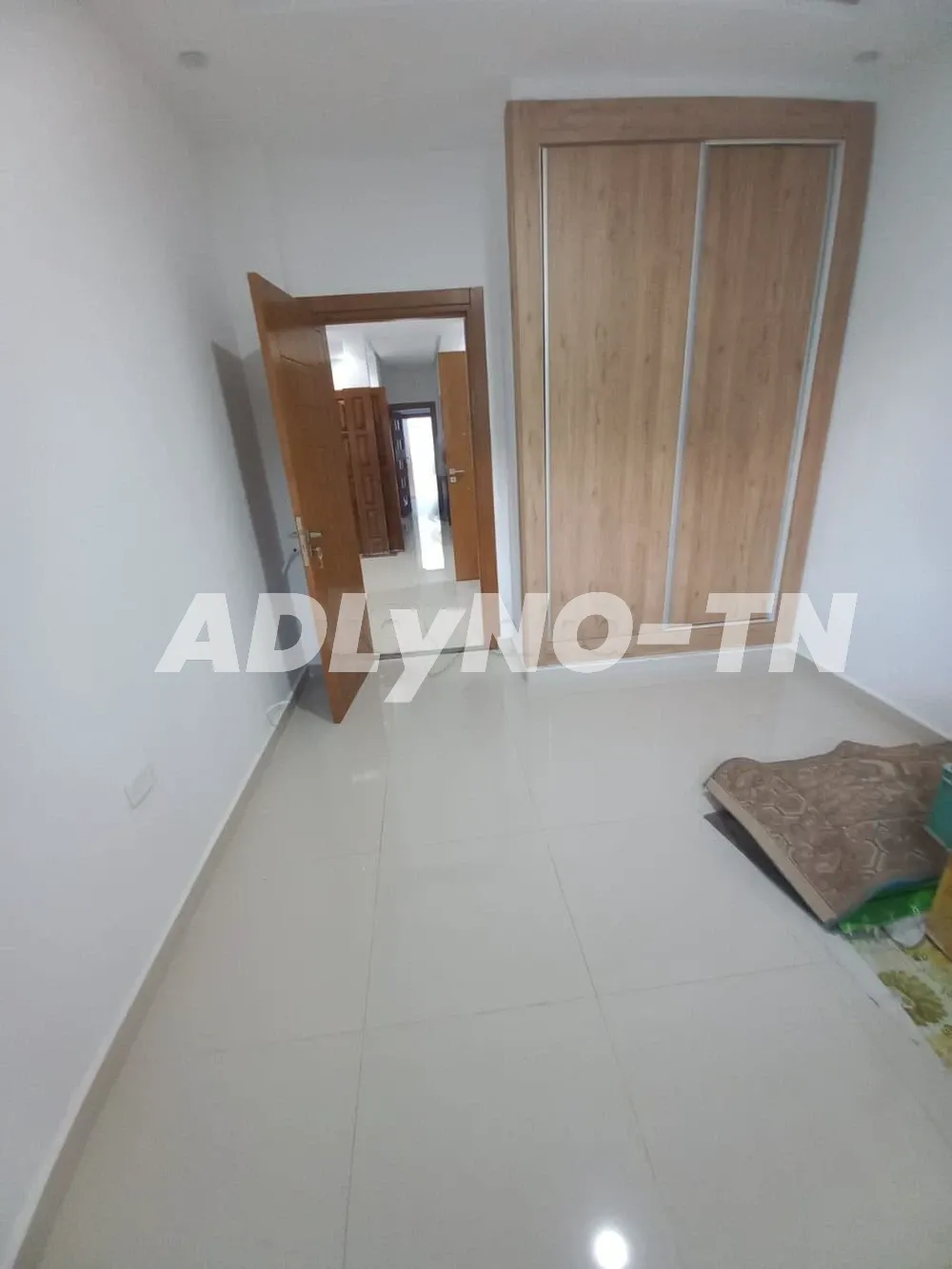 A louer etage de villa rez de chaussée à nouvelle medina à Ben Arous - Photo 2