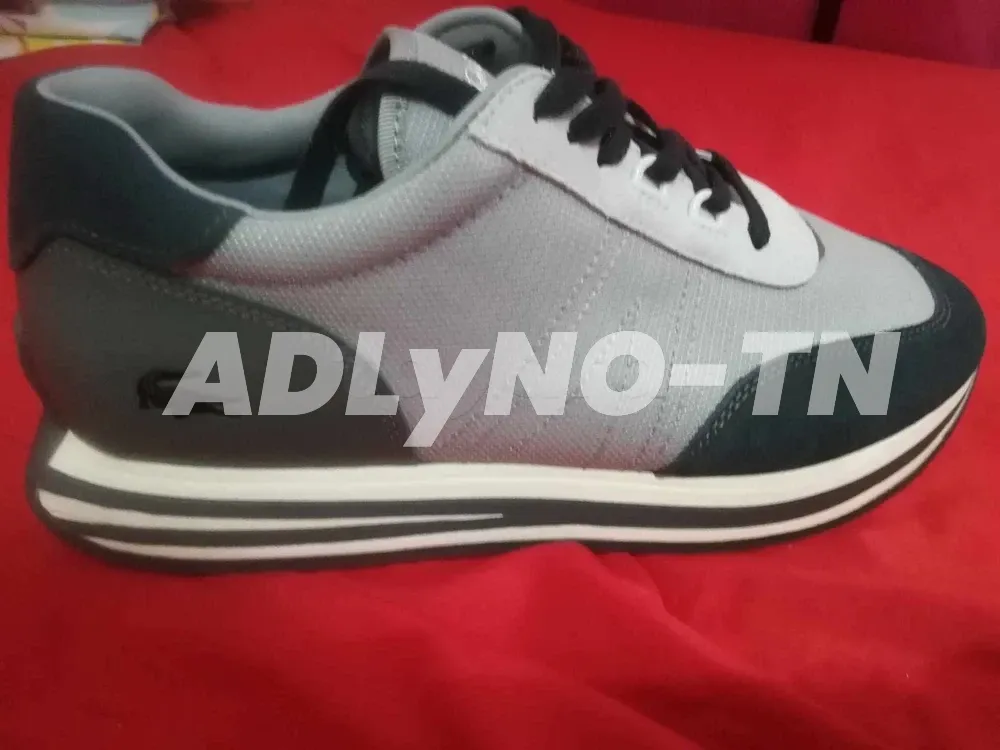 A VENDRE CHAUSSURES LACOSTE DANS L'EMBALLAGE à Bizerte - Photo 9