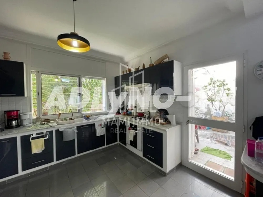 Une villa à Vendre à cité Enasser 1 à Ariana - Photo 5