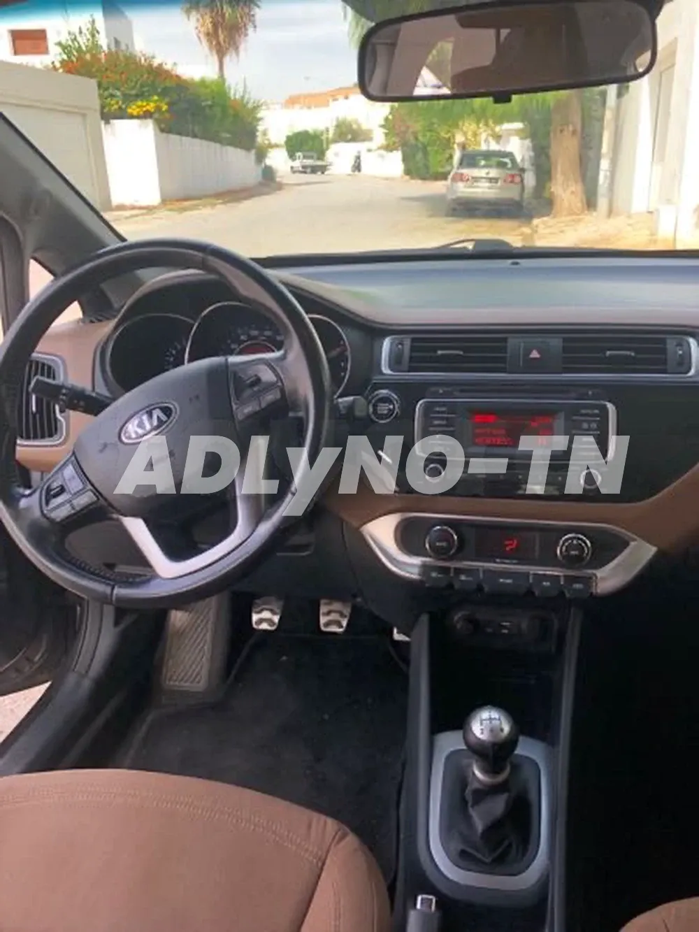 Dame vend KIA Rio 1ère main 85000km à Ariana - Photo 2