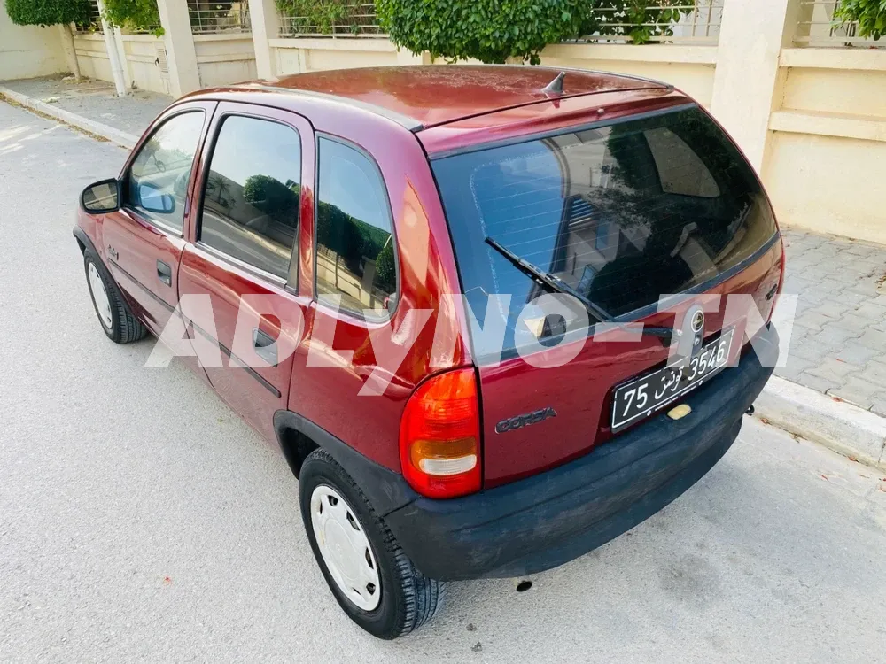 Opel Corsa Swing 4 cylindre 4 ch à Ariana - Photo 3