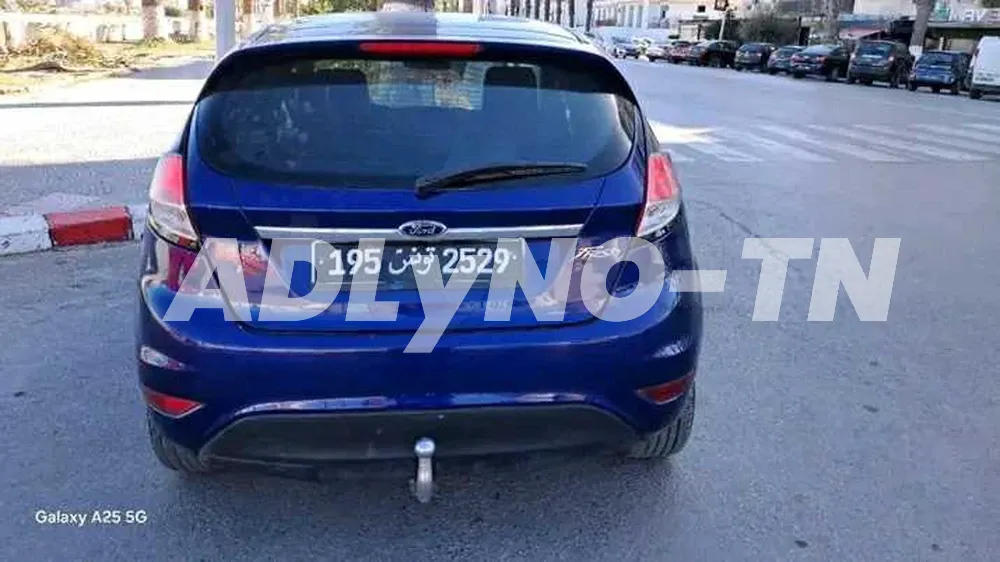 FORD FIESTA TETANIUM PREMIÈRE MAIN à Bizerte - Photo 7