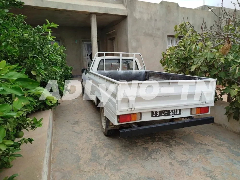 isuzu ancien à Sfax - Photo 1