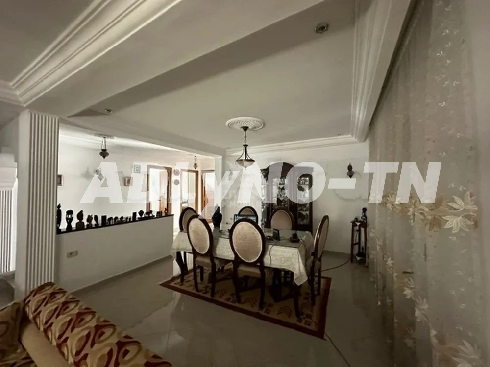 A Vendre une maison à la Marsa à Tunis - Photo 4