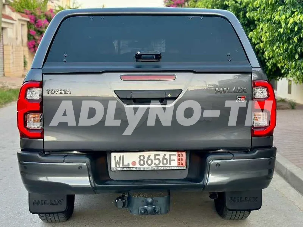 Toyota HiLux GR SporT Fin D'série à Tunis - Photo 9