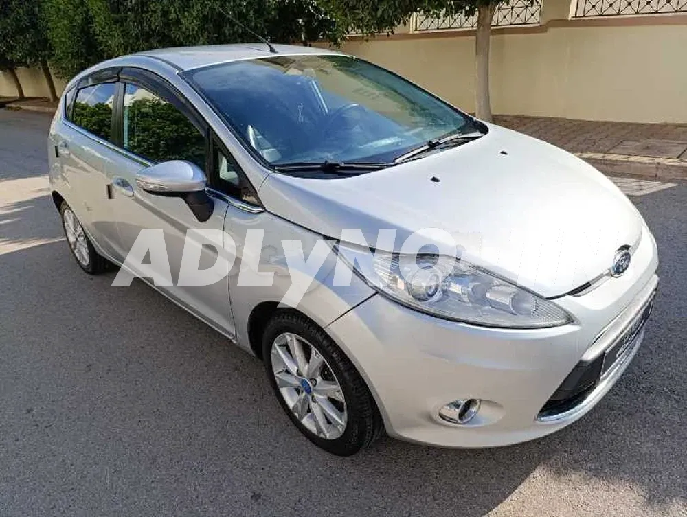 Ford fiesta titanum à Manouba - Photo 2