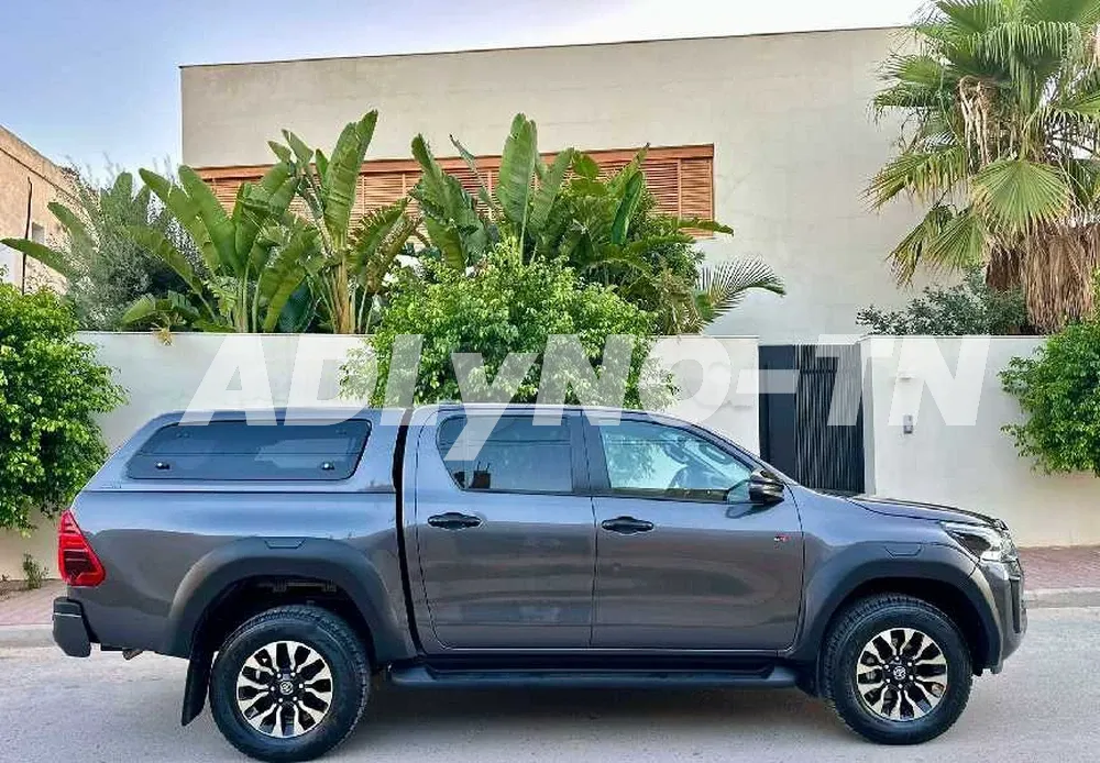 Toyota HiLux GR SporT Fin D'série à Tunis - Photo 2