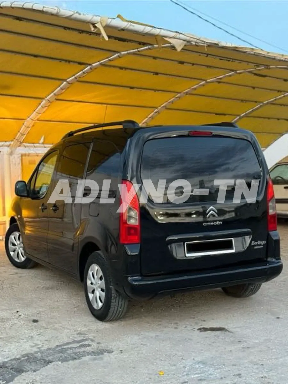 CITROEN BERLINGO multispace ??b9 5 place ?? model 2014⛽️diesel EHDI ☎️29507105 à Monastir - Photo 4