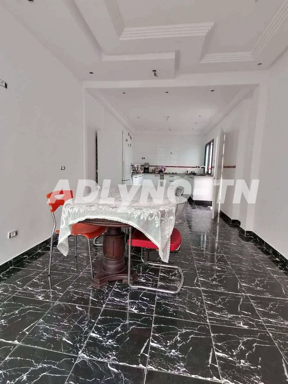 Duplex de 163m² à Cité Sahafa à Ariana - Photo 2
