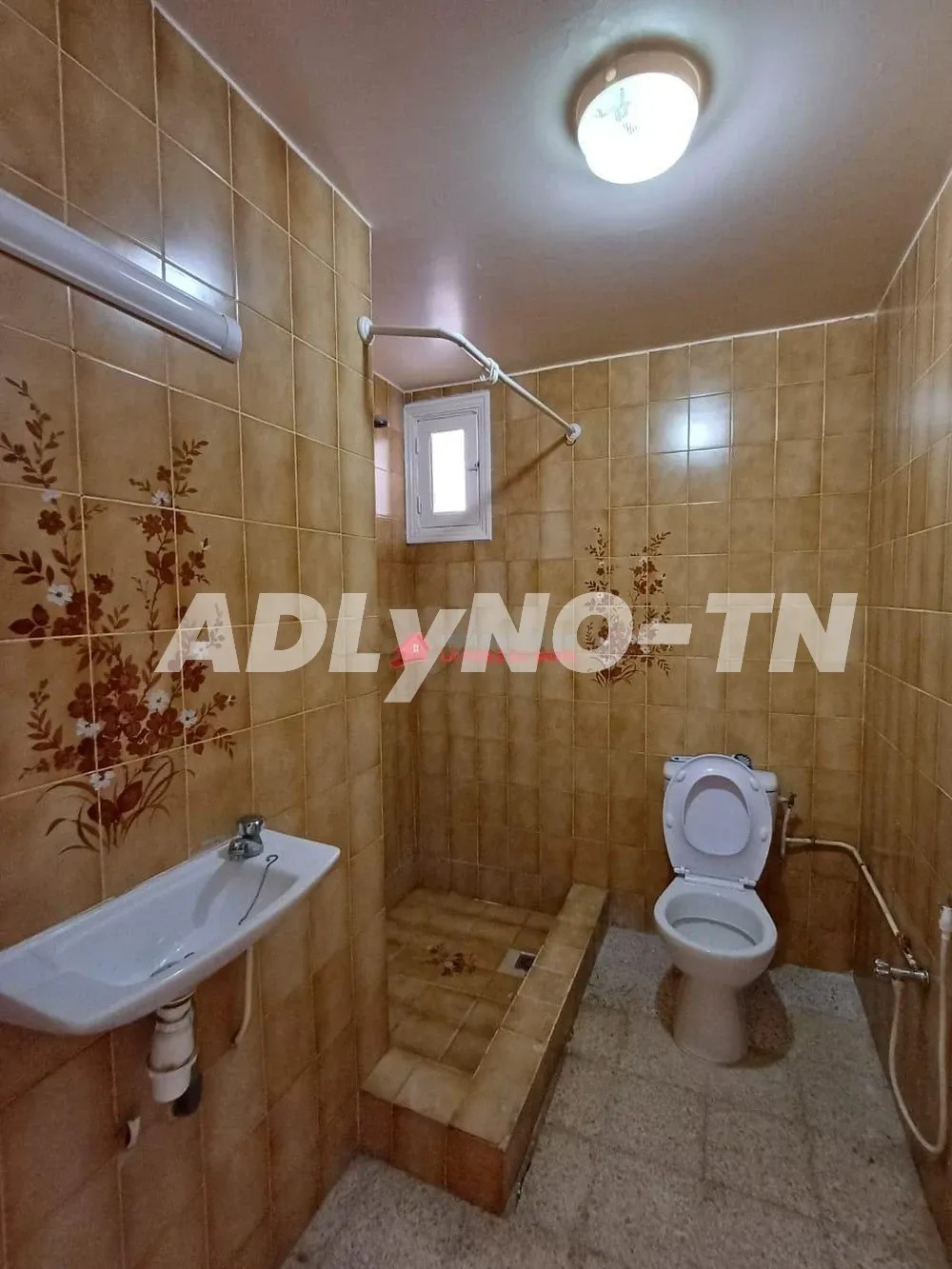 UN BEAU REZ DE CHAUSSÈ DE VILLA S+3 A?KHZAMA OUEST à sousse - Photo 7