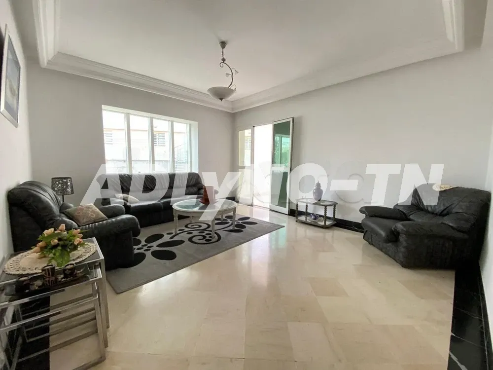 S+3 en Vente à Ennasr 2 à Ariana - Photo 1