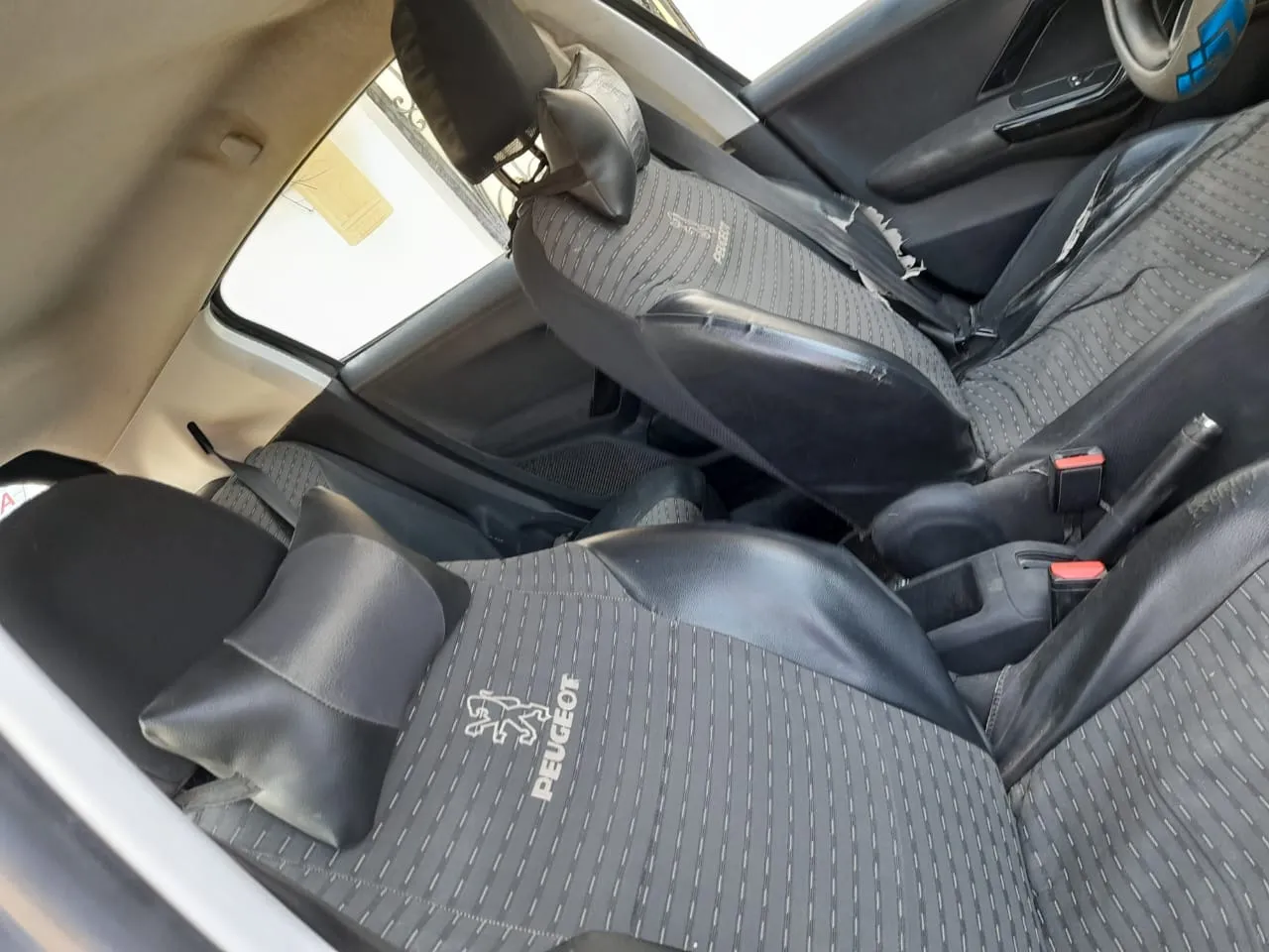 A vendre Peugeot 208 à gabes - Photo 1