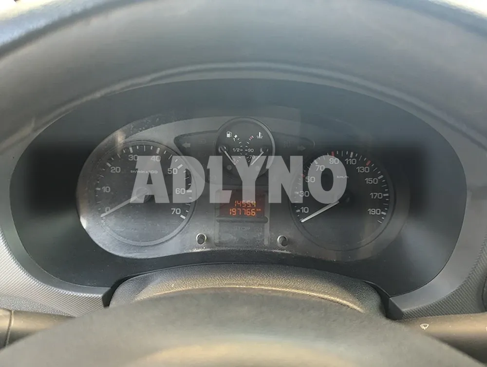 Berlingo B9 E-HDI à Tunis - Photo 7