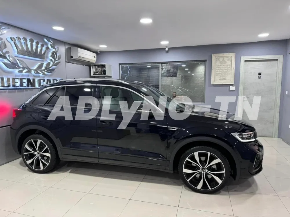 T ROC importée de Allemagne 1,5 eTSI avec 4 cylindres Tu 246 à Tunis - Photo 5