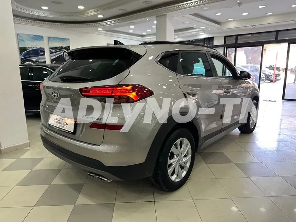 ? HYUNDAI TUCSON? à Ariana - Photo 4