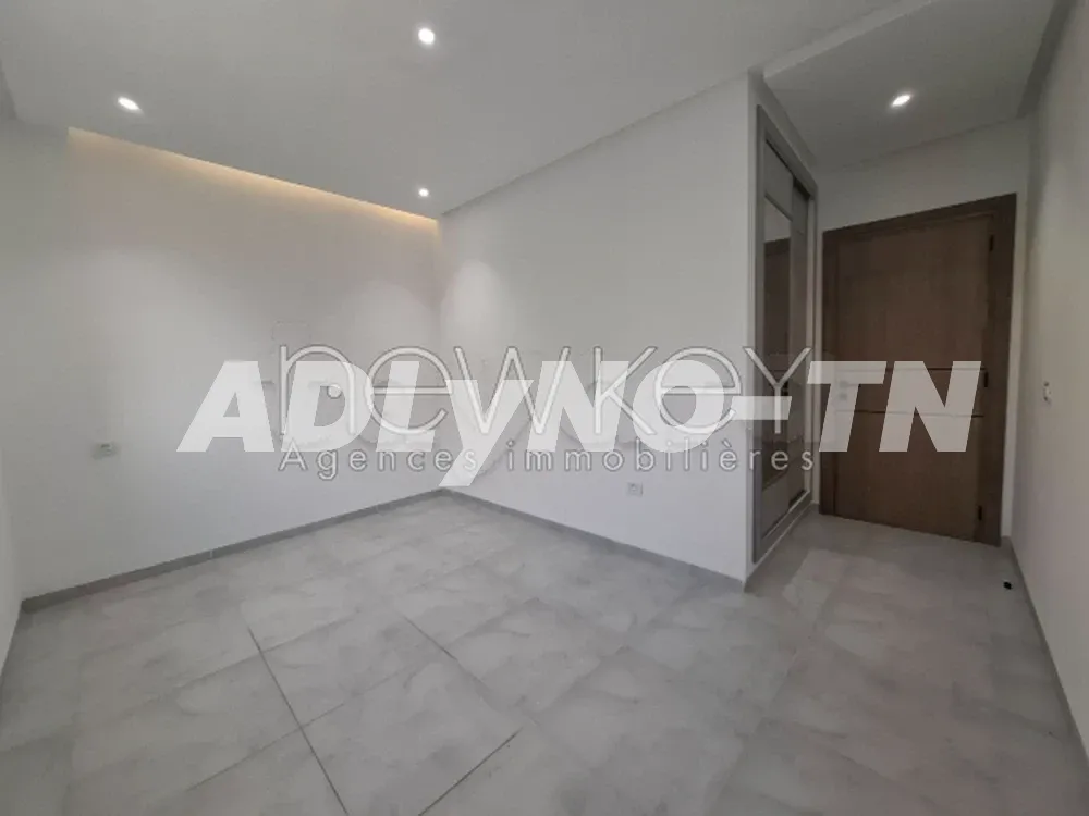 Un Appartement S+2 Neuf à louer à La Soukra à Ariana - Photo 1