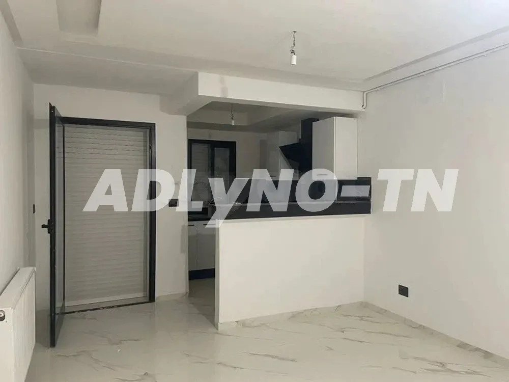  A vendre s1 4 eme etage sans ascenseur 
