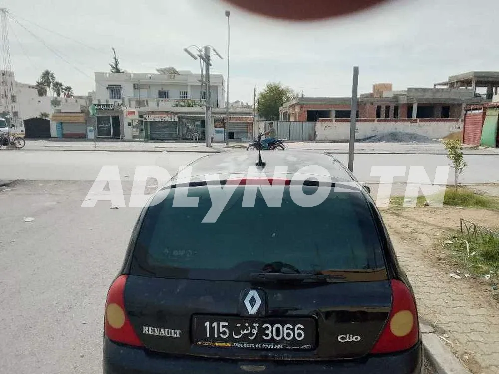Clio près compice tout obtian à Siliana - Photo 2