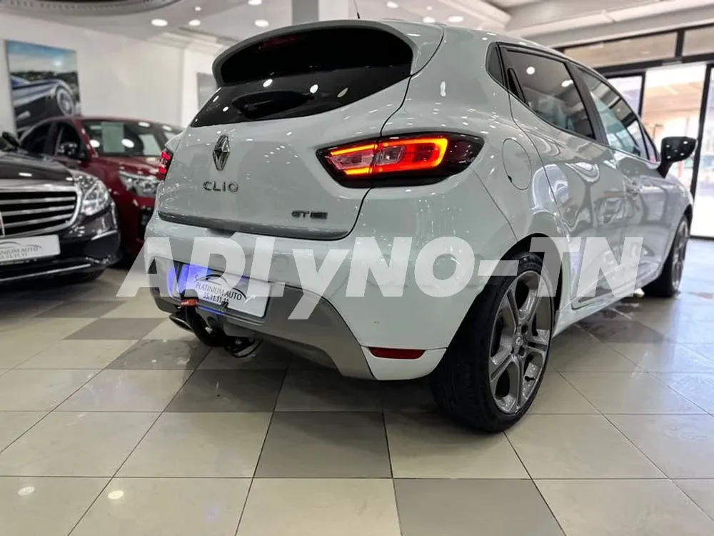 ? RENAULT CLIO GT-LINE? à Ariana - Photo 3