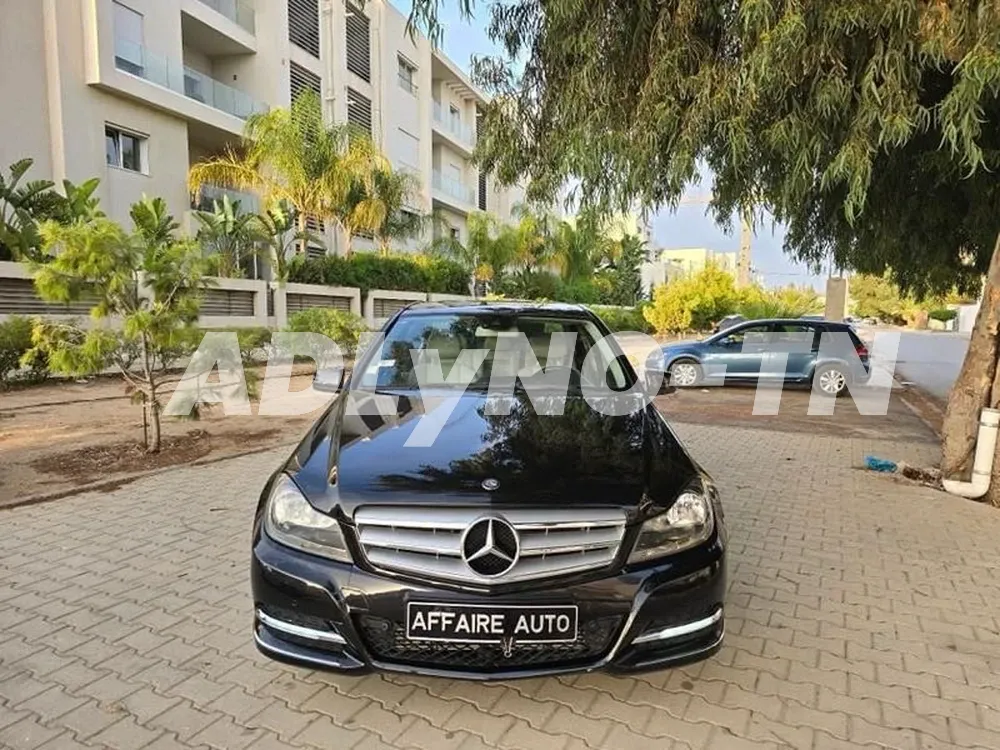 MERCEDES C180 à Tunis - Photo 1