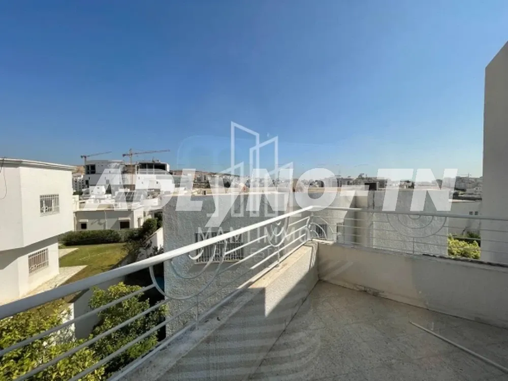 Une villa à Vendre à cité Enasser 1 à Ariana - Photo 11
