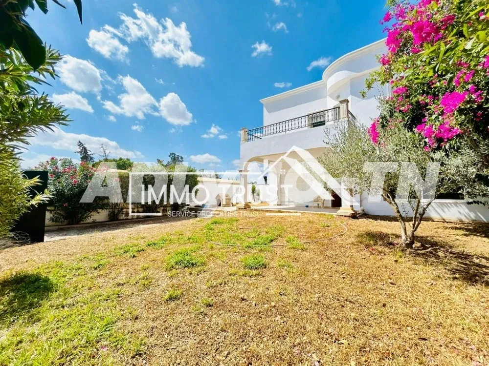 Villa S+4 avec jardin à La Soukra à Ariana - Photo 1