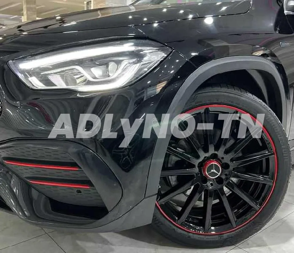 MERCEDES- BENZ GLA 250 AMG EDITION à Sfax - Photo 4