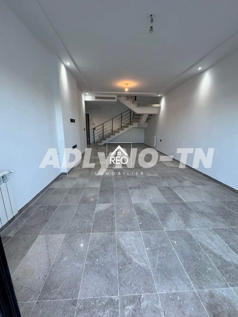 A vendre : Un duplex situé à La Soukra, réparti sur deux étages à Ariana - Photo 6