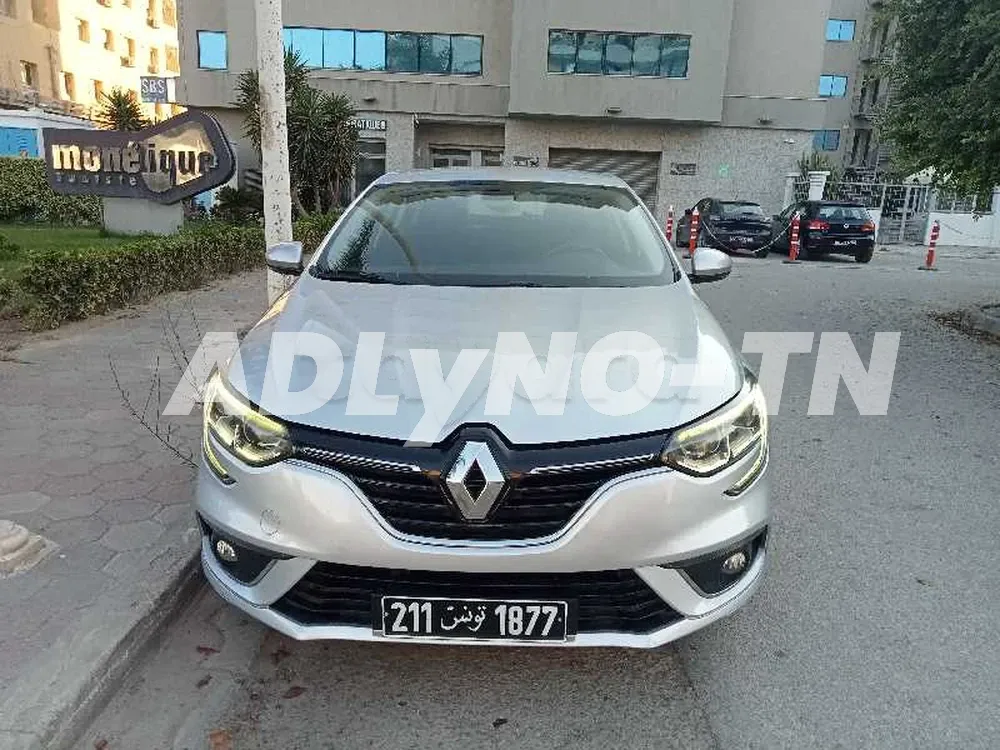 Mégane 4 sedan toutes options à Tunis - Photo 1