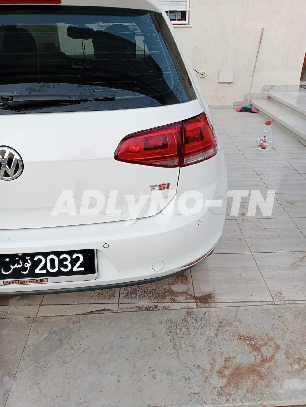 VOLKSWAGEN GOLF 7 EDITION 1.4 TIS DEUX BONDE ROUGE à Manouba - Photo 5