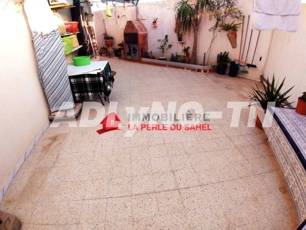 Joli villa de haut standing sur deux façade derrière MG Sahloul à sousse - Photo 2