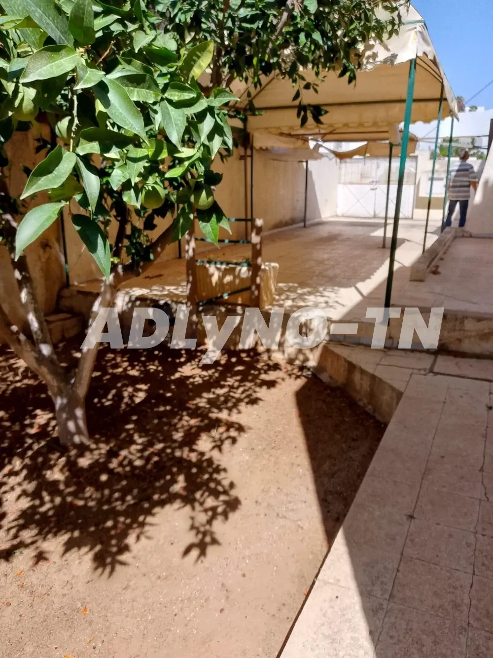 Villa sur 2 niveaux pour habitation ou usage bureau à Manar2 à Tunis - Photo 8