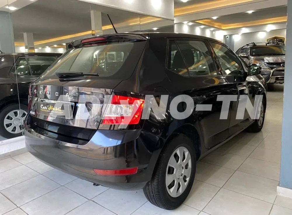 2020 SKODA FABIA à Tunis - Photo 5
