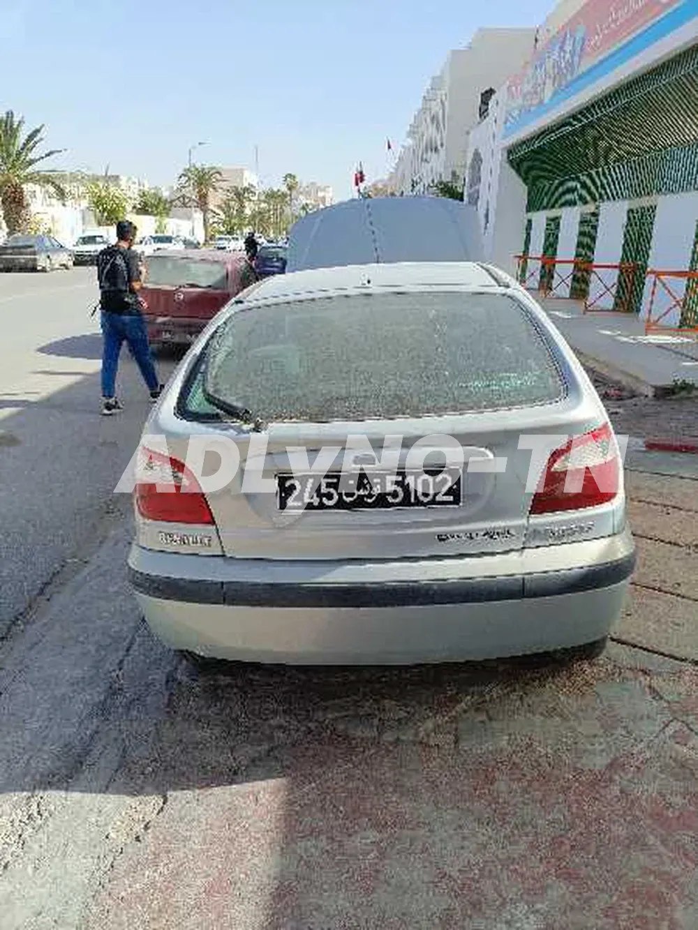 Megane 1 à Sfax - Photo 1
