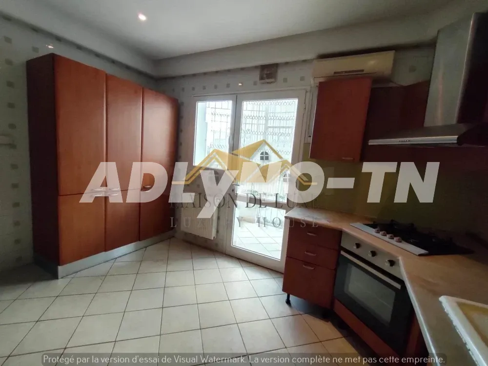Duplex S+4 de 203m² avec Cellier et ppkg à Ennasr 2 à Ariana - Photo 1