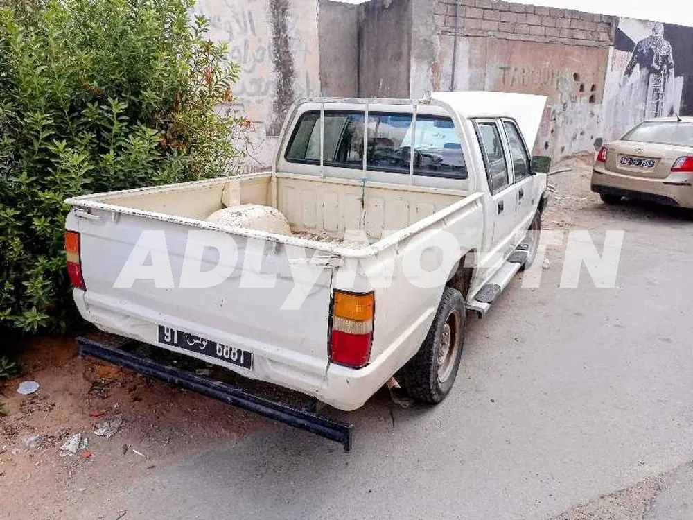 Mitsubishi L200 ancien à Gafsa - Photo 2