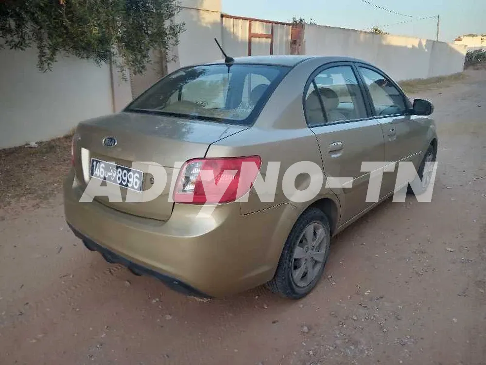 Kia Rio 163 MKM à Sfax - Photo 1