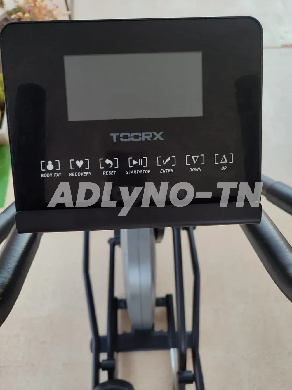 Vélo elliptique ergomètre connecté TOORX Semi-Pro Chrono Pro Line à Medenine - Photo 1