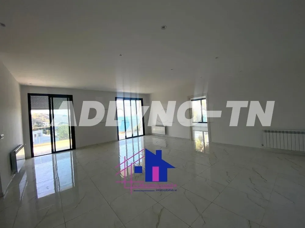 Une superbe Villa S+7 avec piscine à la marsa cube à Tunis - Photo 5