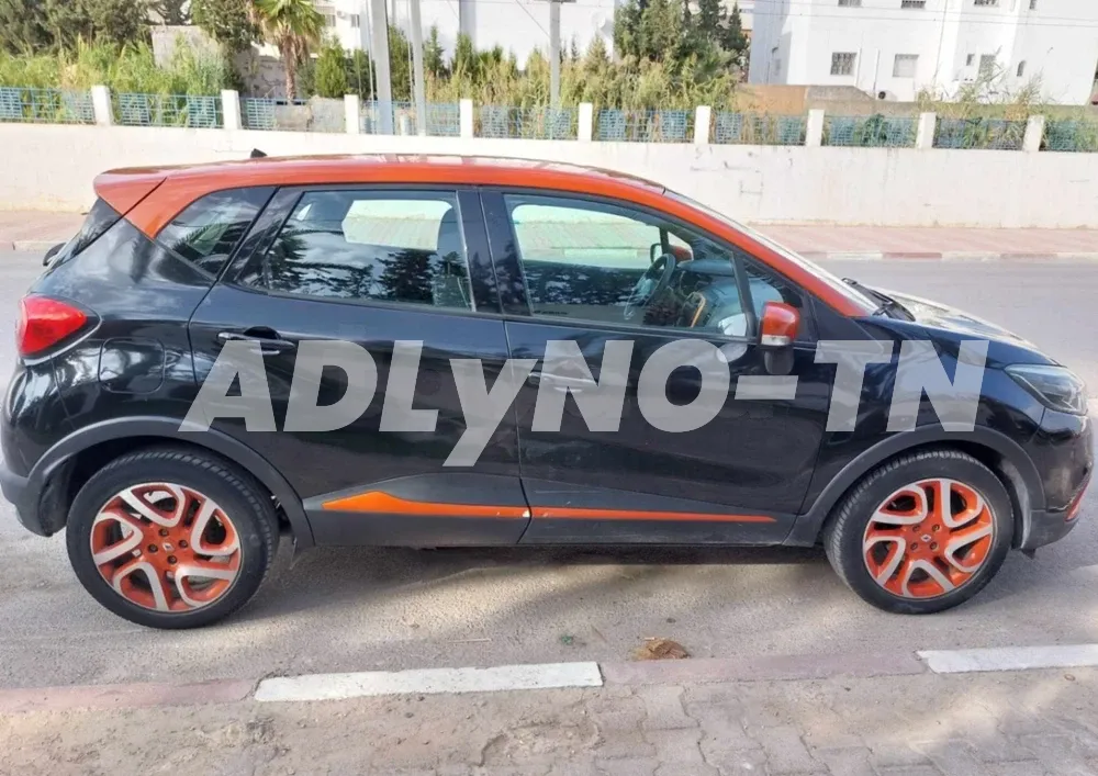Renault Captur à Ben Arous - Photo 4