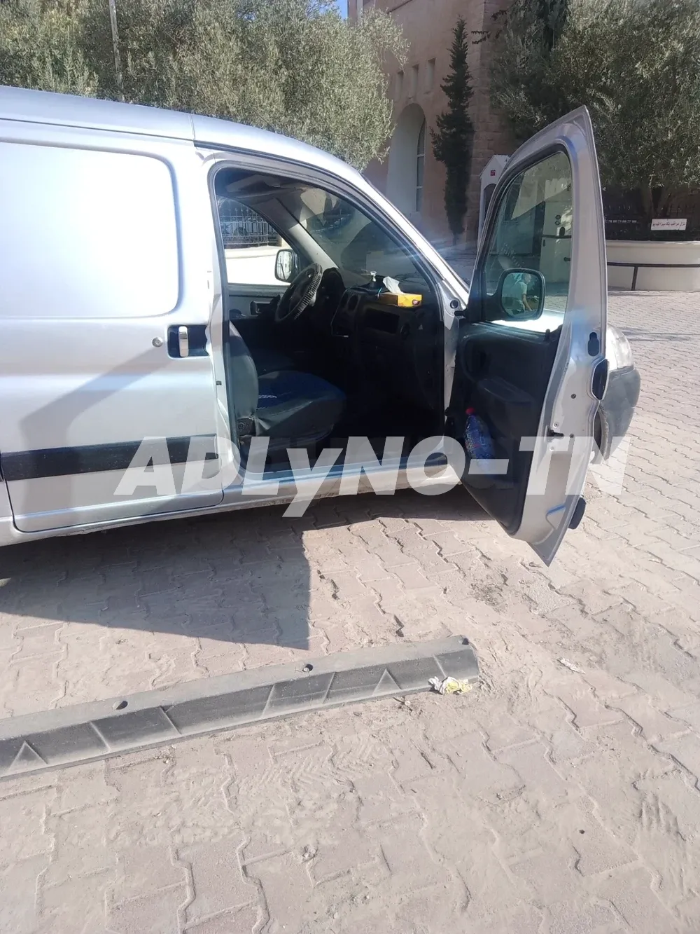 Vendre berlingo 1.9 à Sfax - Photo 3