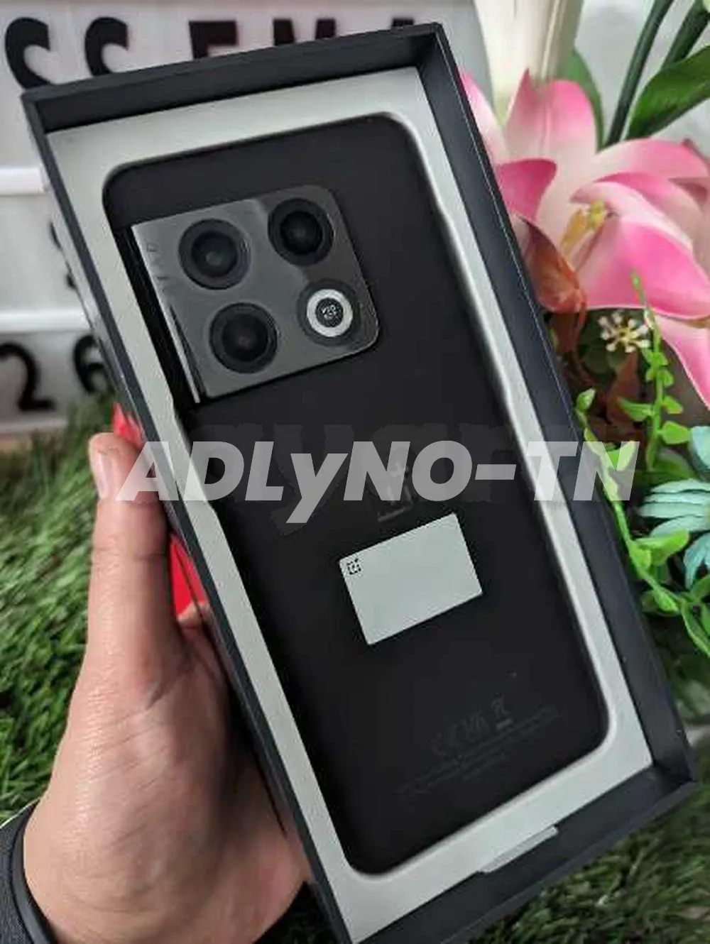 Oneplus 10 Pro 5G Snapdragon?8 Gen 1 {8/128go}volcanic black état Neuf ☎️52687077 ☎️ à Tunis - Photo 2