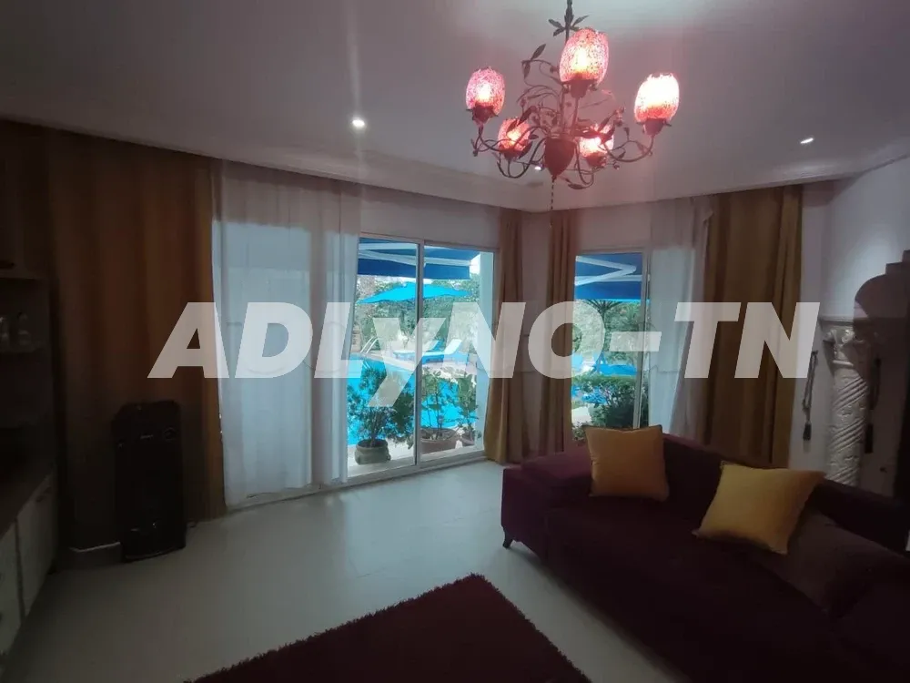 À Vendre Splendide Villa avec Piscine à Sidi Hamed à Nabeul - Photo 4