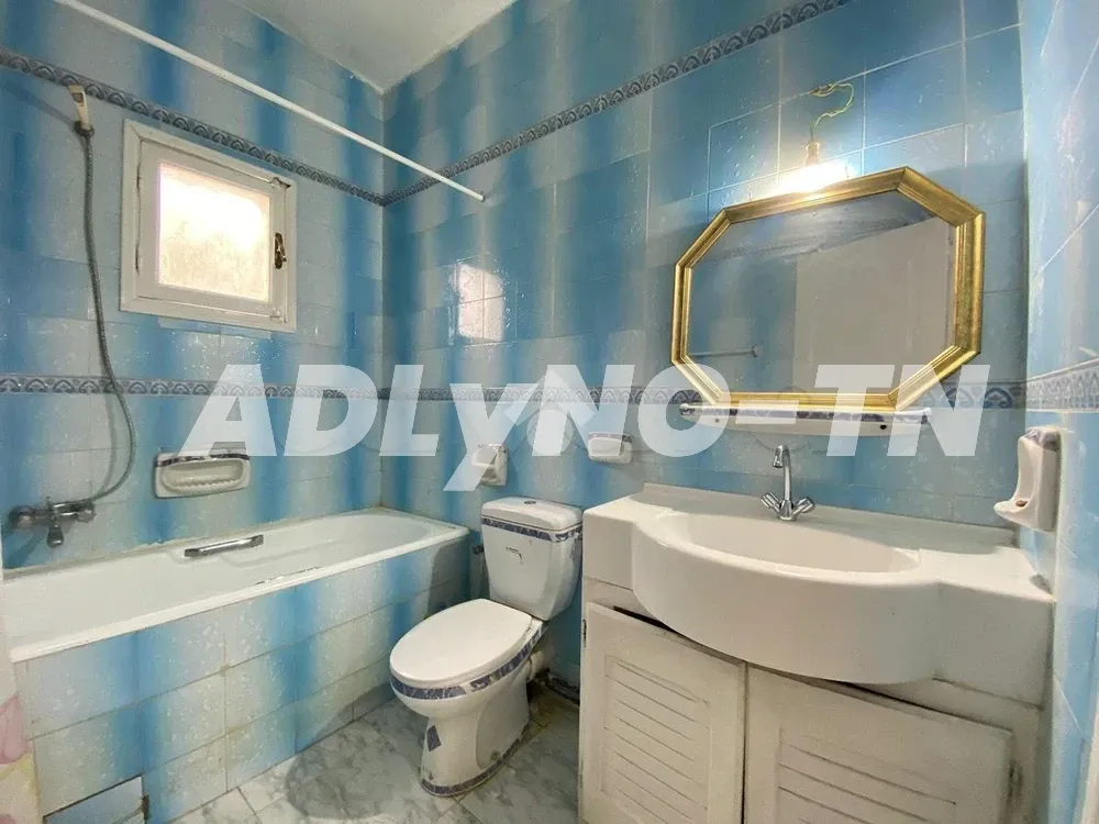 Etage de villa en Location à Ennasr 2 à Ariana - Photo 9