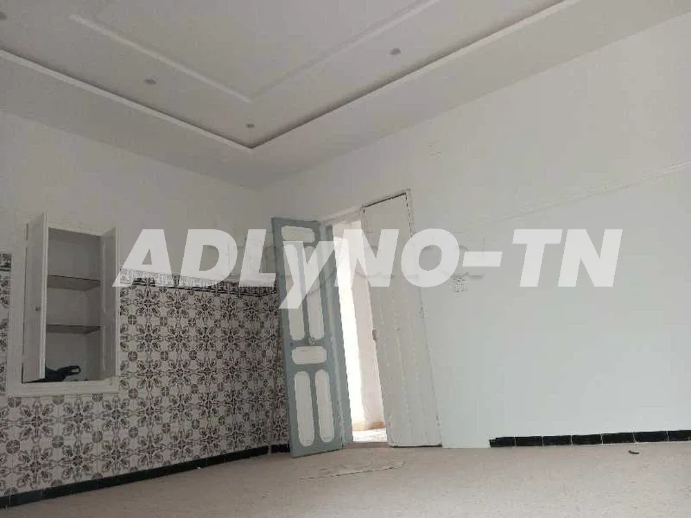    Appartement meublé a sol