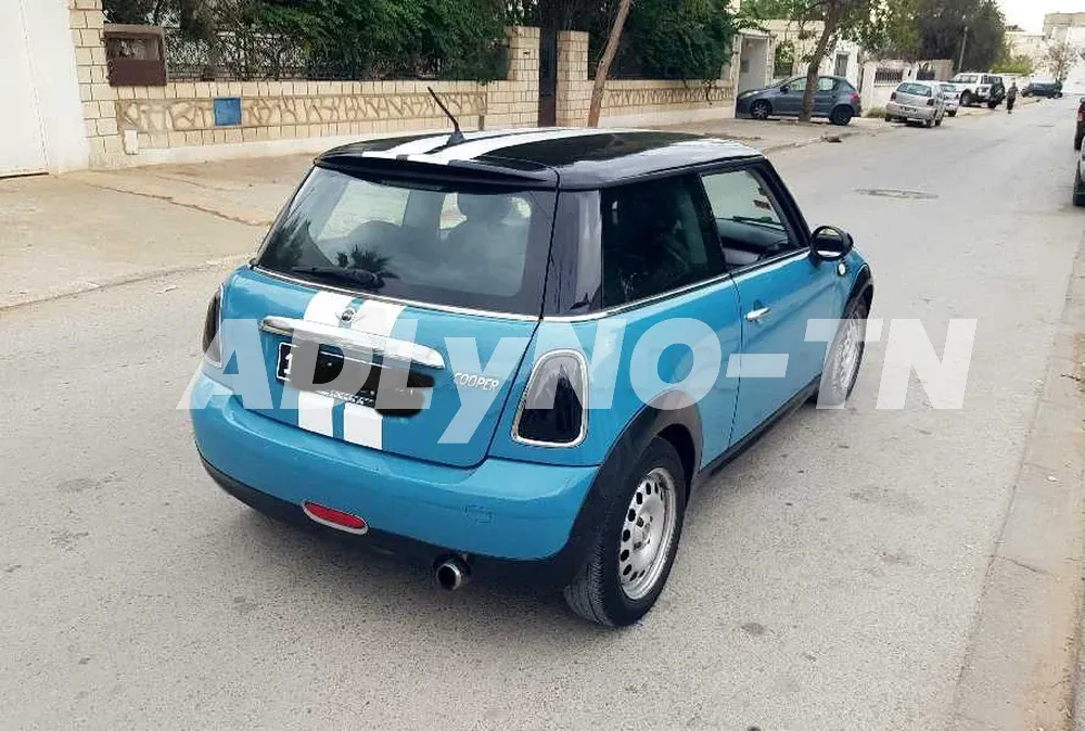 MINI COOPER 7 CH AVEC MOTEUR IMPECCABLE à Ariana - Photo 4