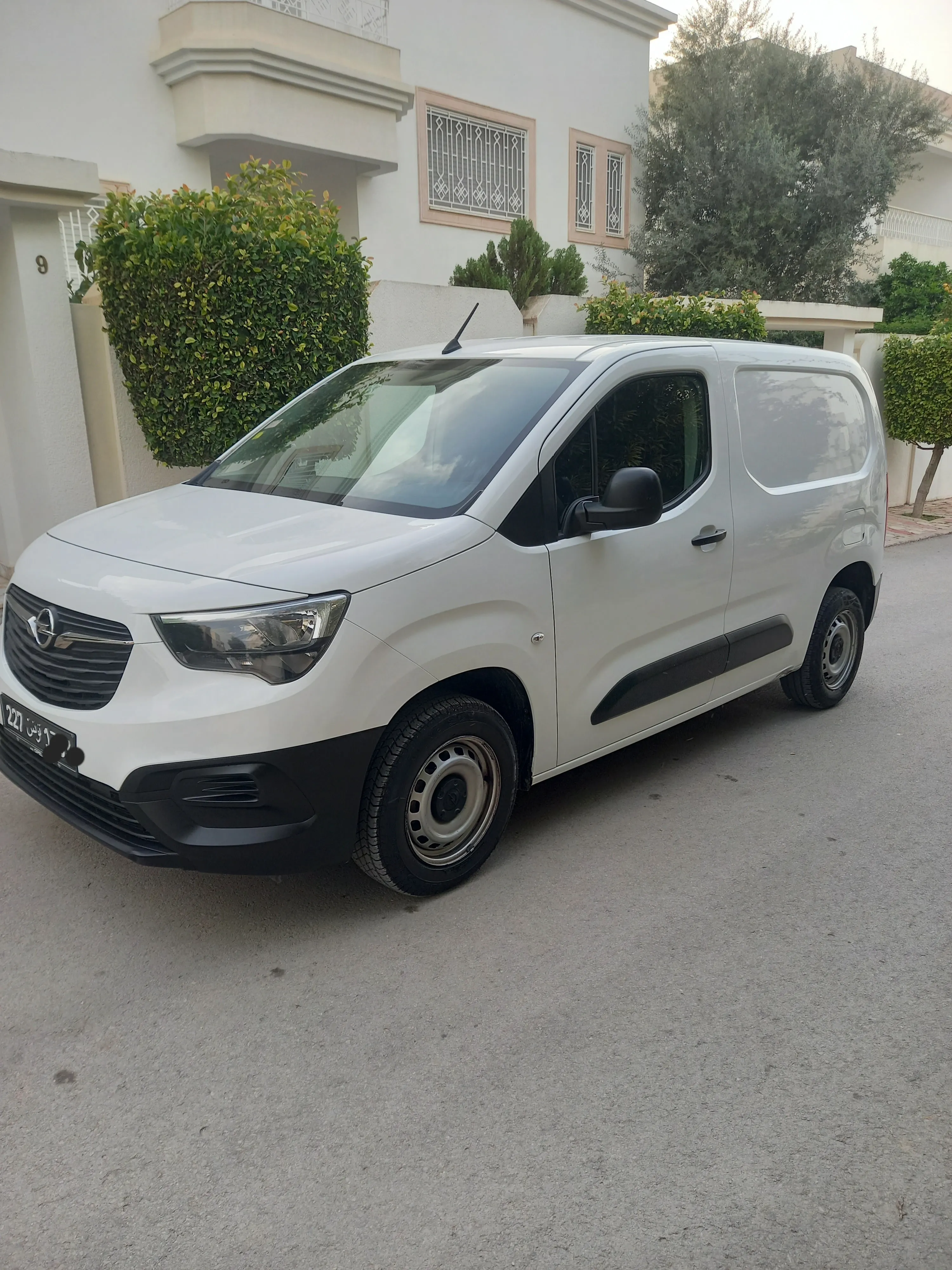 Opel combo à Ariana - Photo 1