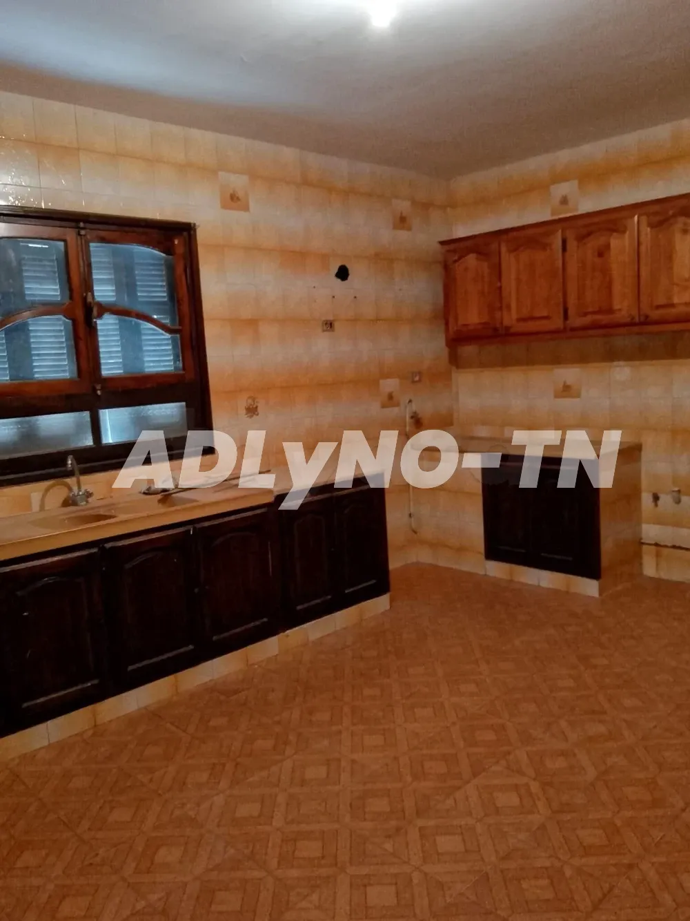 Villa sur 2 niveaux pour habitation ou usage bureau à Manar2 à Tunis - Photo 1